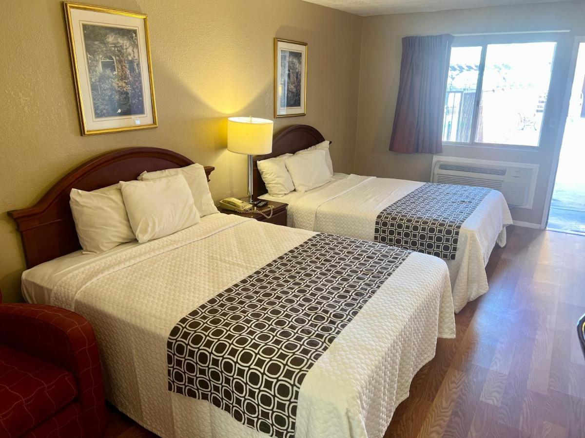 Park Avenue Inn & Suites Victorville Extérieur photo