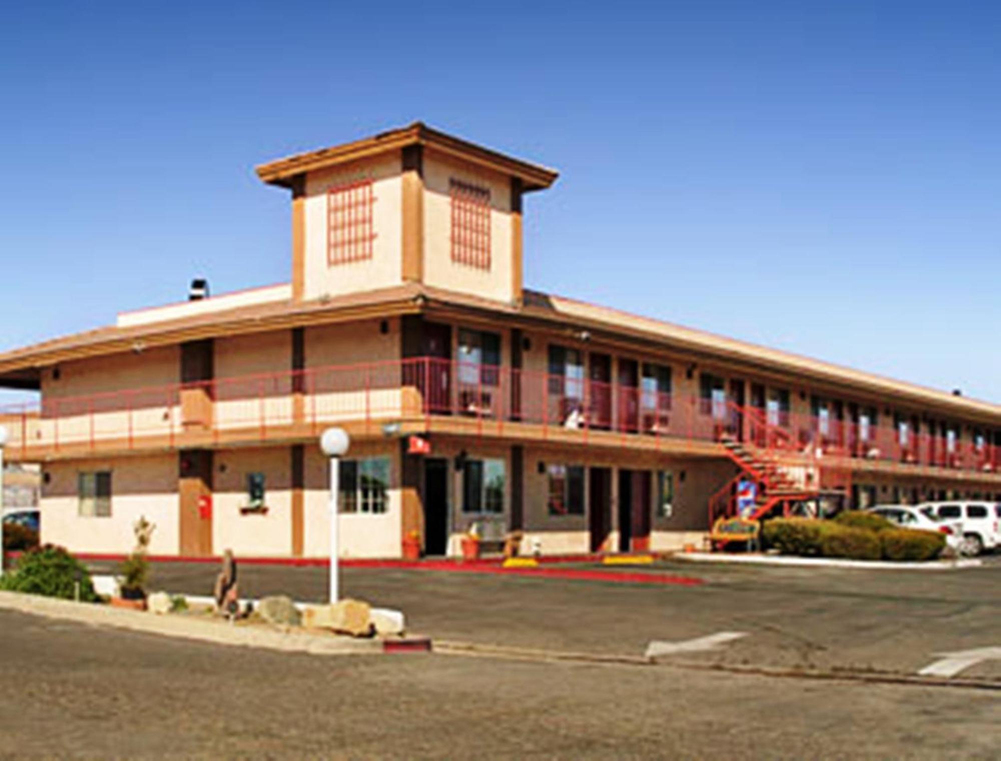 Park Avenue Inn & Suites Victorville Extérieur photo