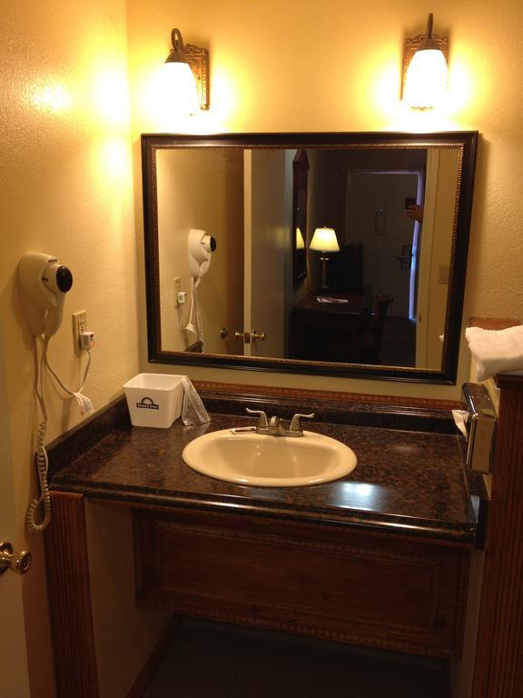 Park Avenue Inn & Suites Victorville Chambre photo